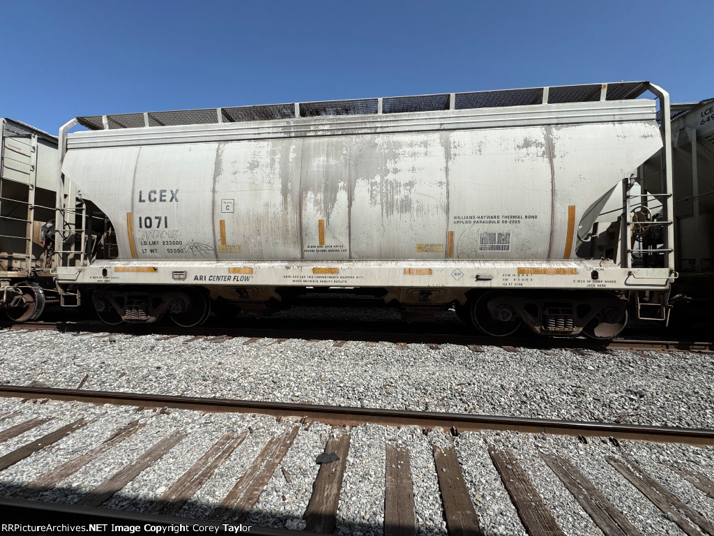 LCEX 1071